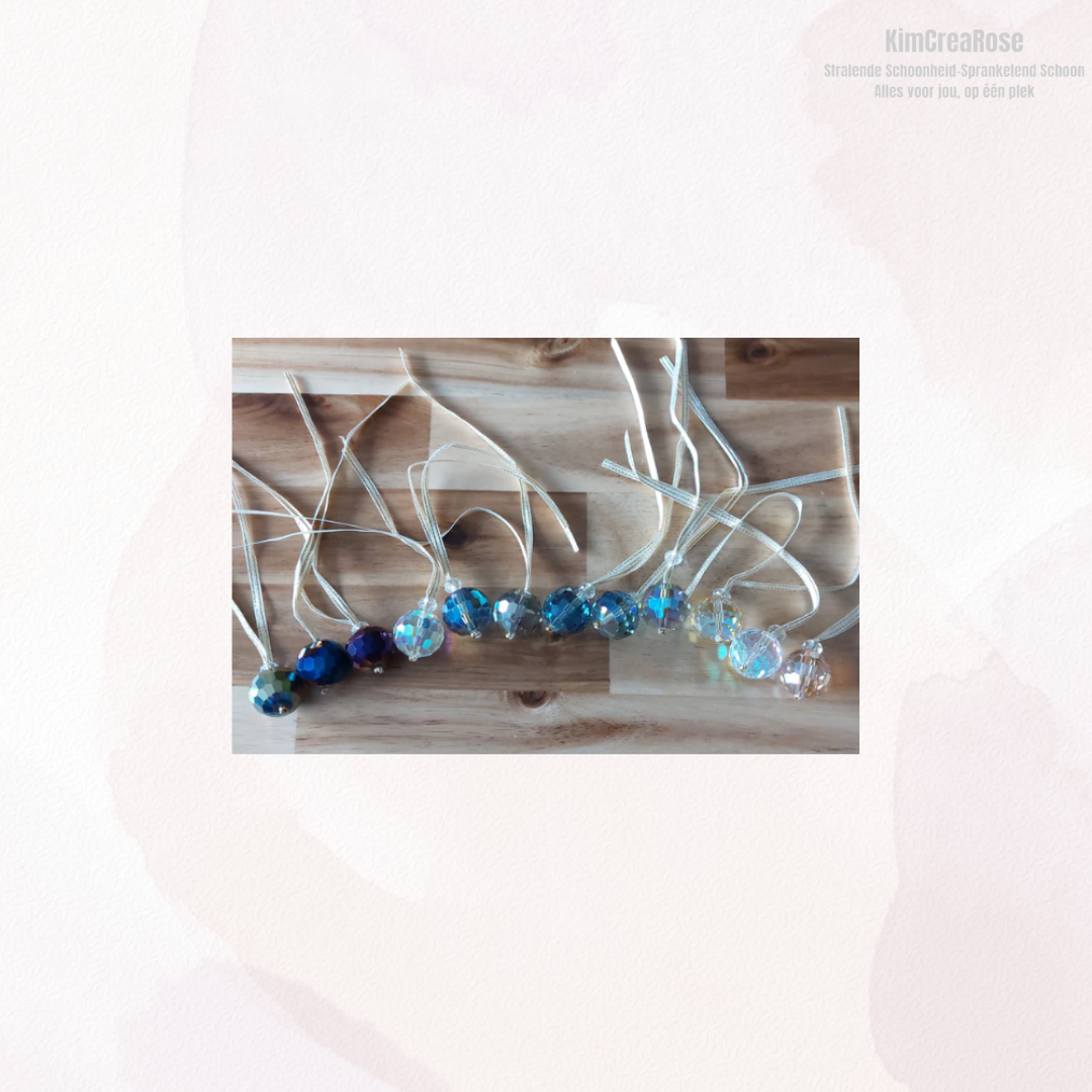 Glazen kleine kerstballetjes