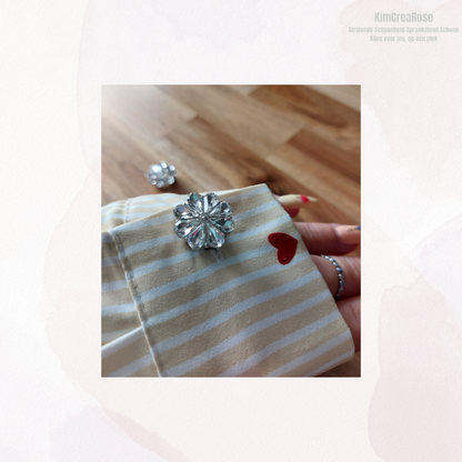 🌸 Stijlvolle Knoopafdekkingen – Uniek & Elegant